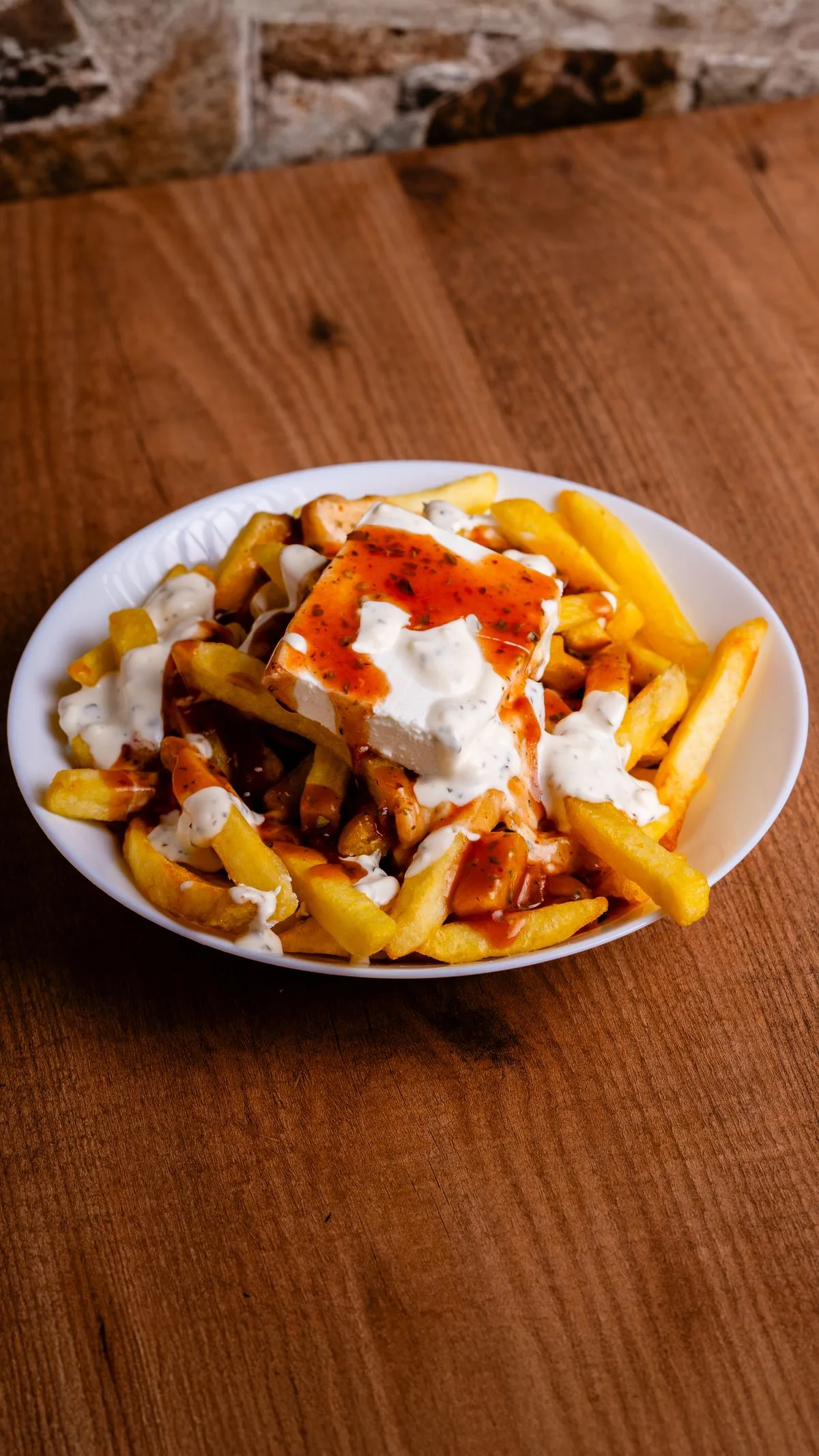 Poutine dish plated