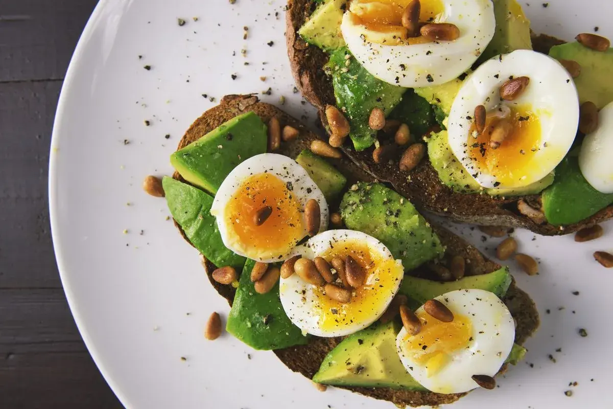 Guacamole dish plated