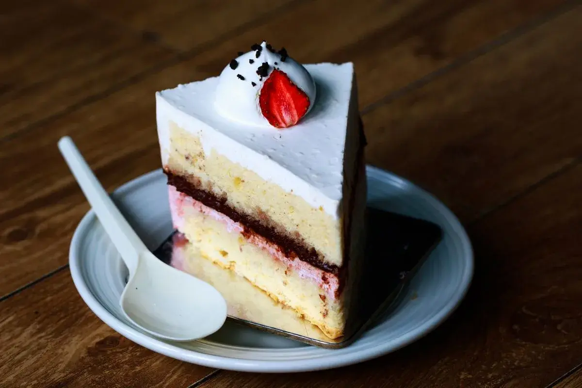 Banana Cream Pie dessert plated