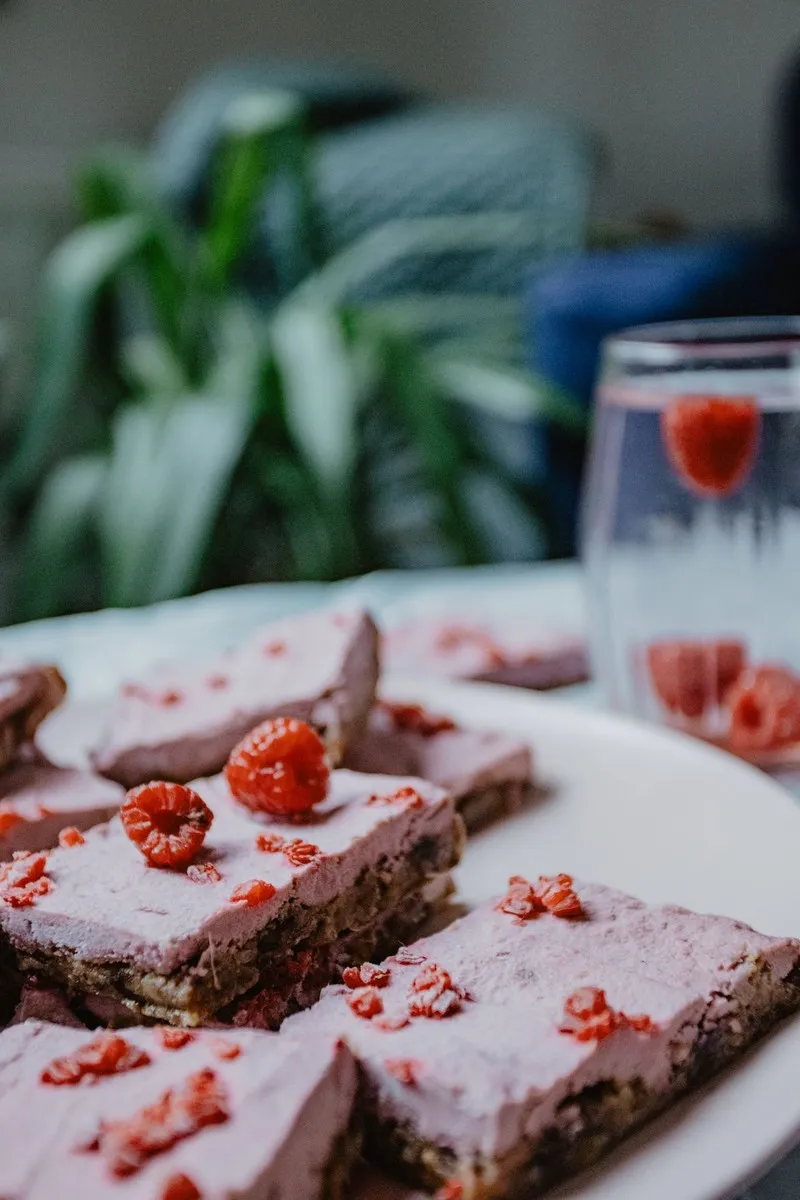 Mixed Berry Crumble Bars dish plated