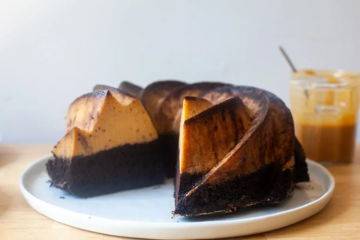 dulce de leche chocoflan