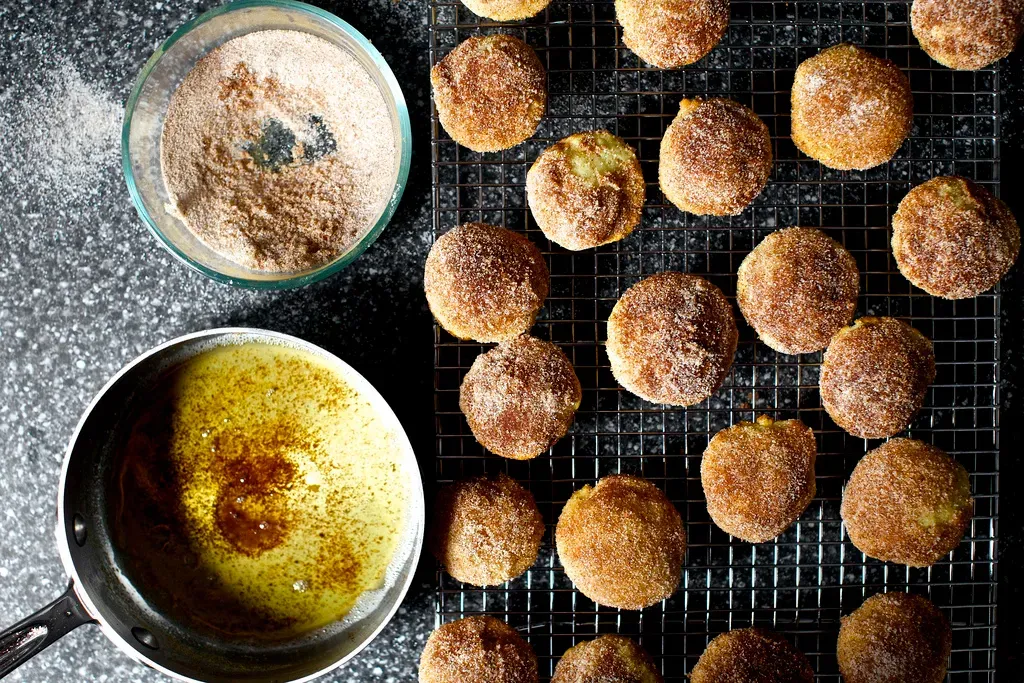 cinnamon brown butter breakfast puffs