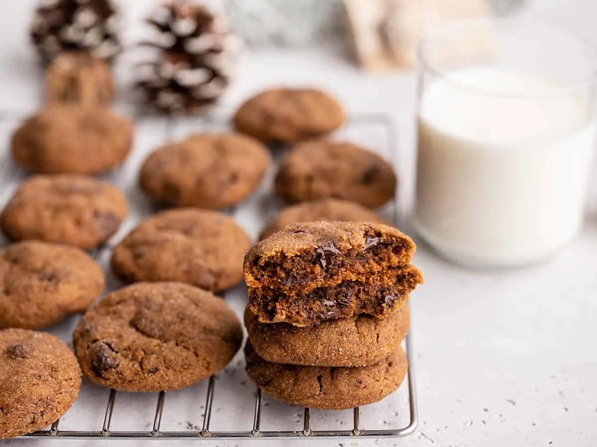 Chocolate Molasses Cookies