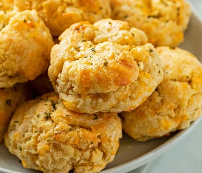 Cheddar Bay Biscuits