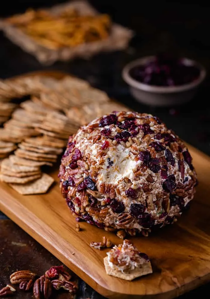 Pineapple Pecan Cheese Ball