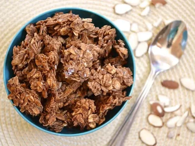 Choco-coconut Granola