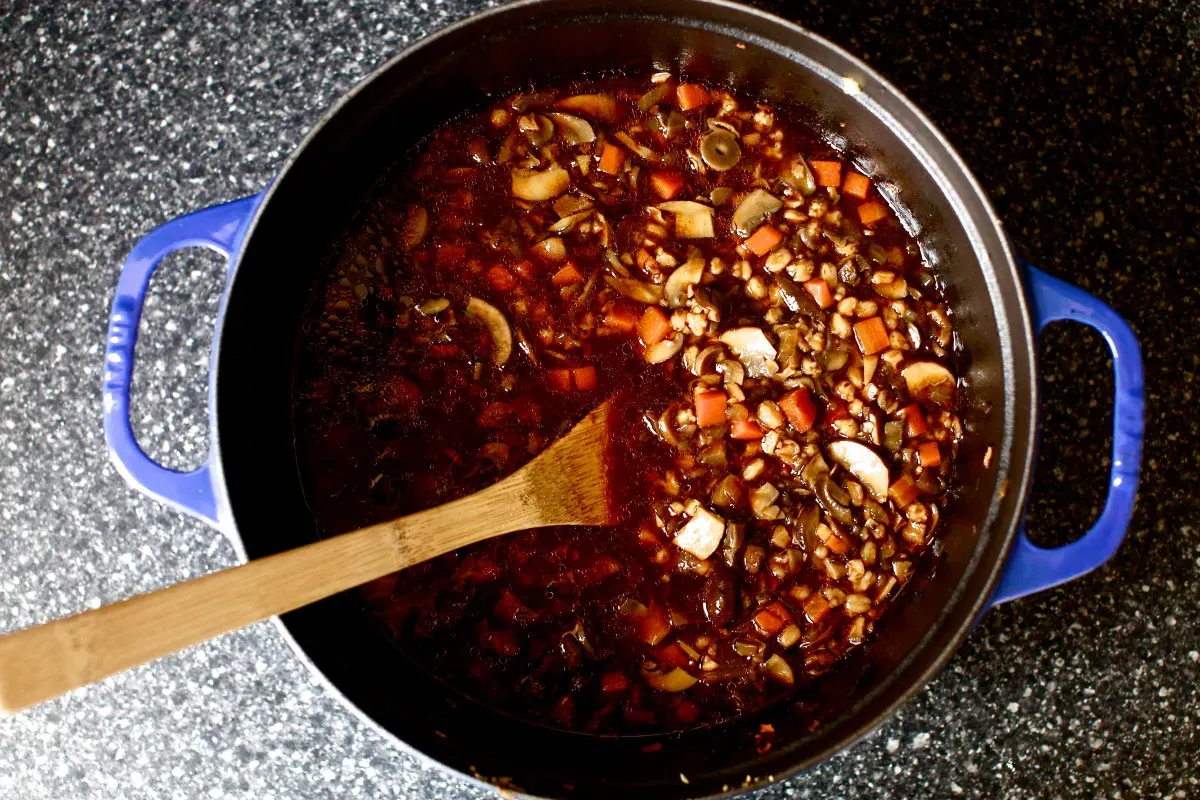 mushroom and farro soup