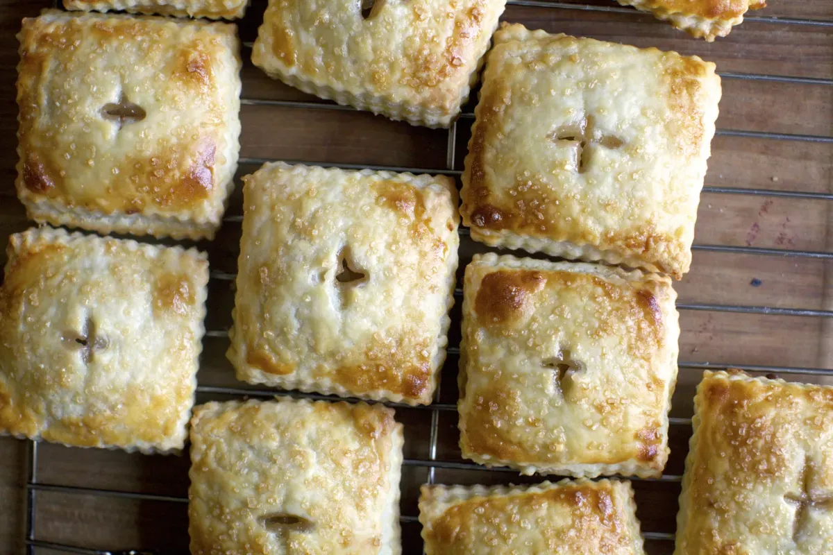 rhubarb cream cheese hand pies