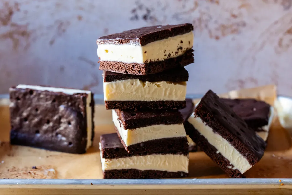 chocolate ice cream sandwiches