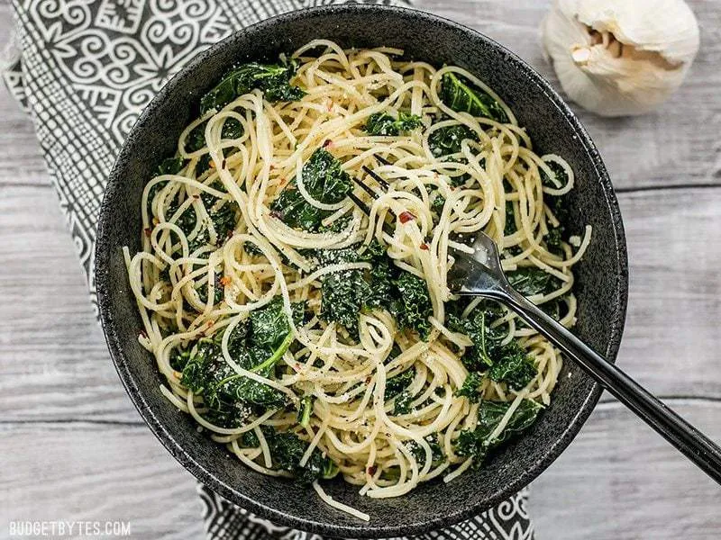 Garlic Parmesan Kale Pasta