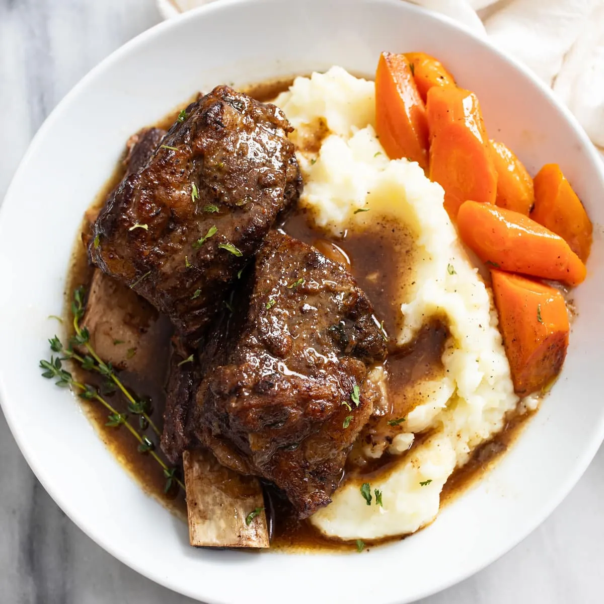 Slow Cooker Short Ribs