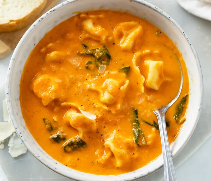 Tomato Tortellini Soup