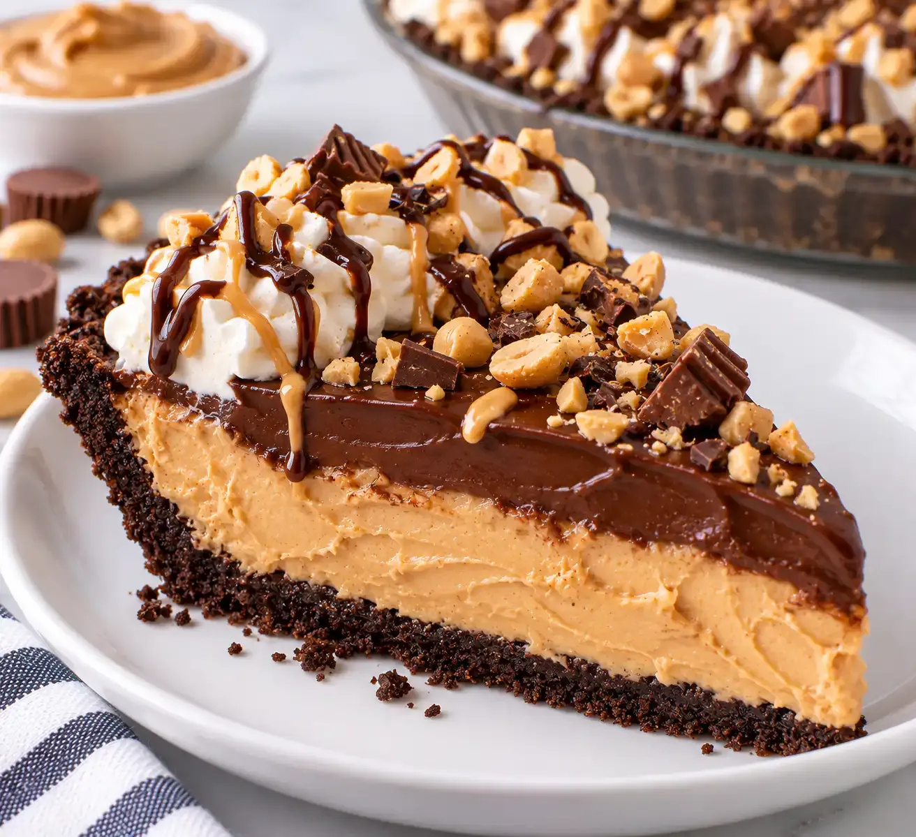 Easy Chocolate Peanut Butter Pie – Sweet and Irresistible