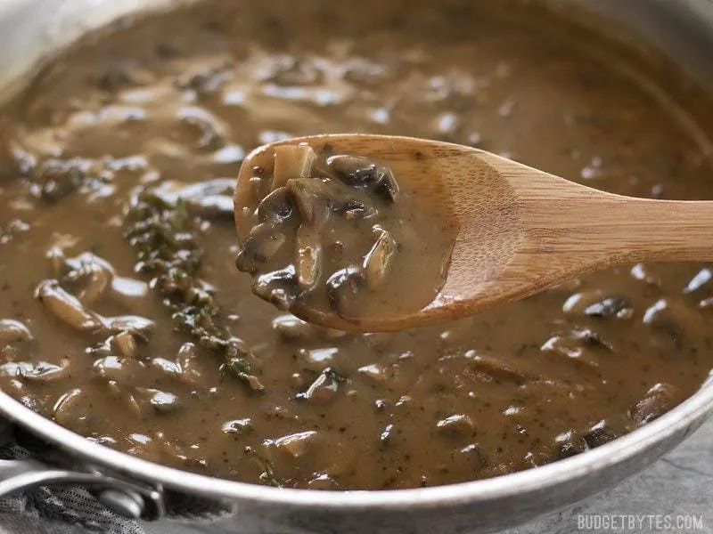 Mushroom Herb Gravy