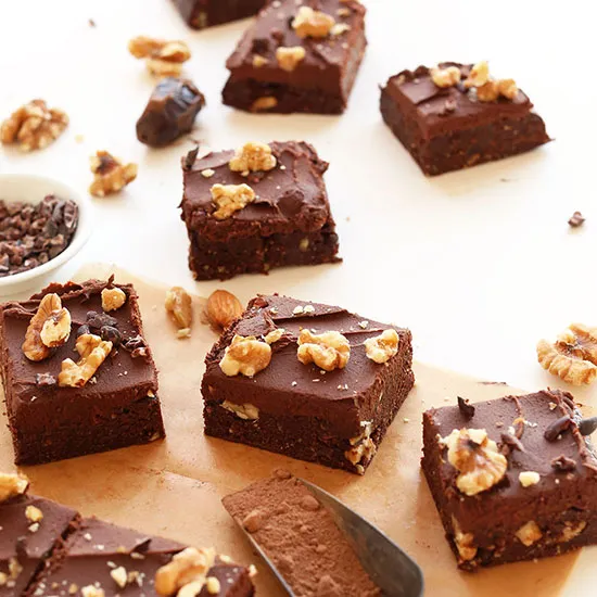 No-Bake Vegan Brownies with Chocolate Ganache