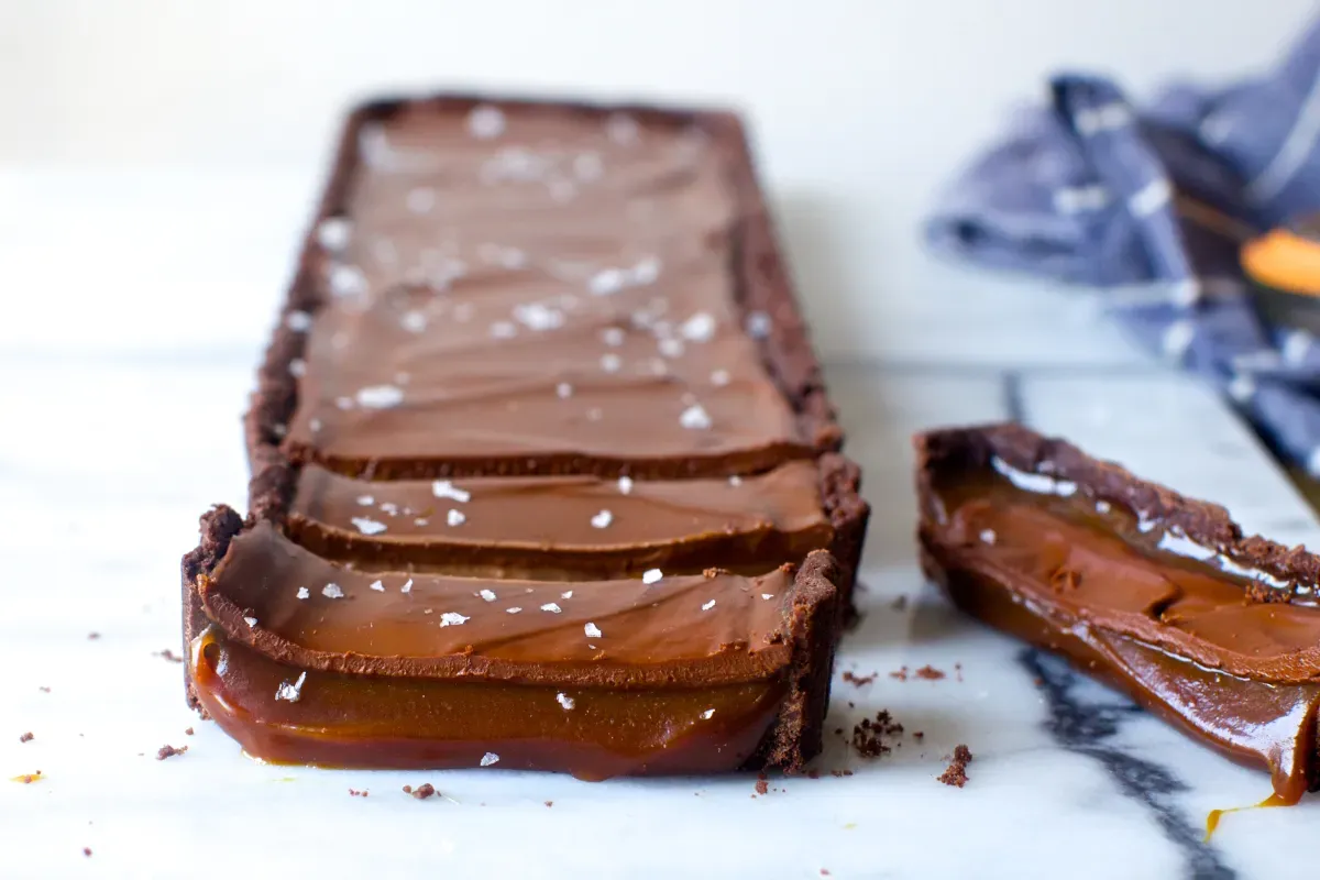 chocolate caramel tart