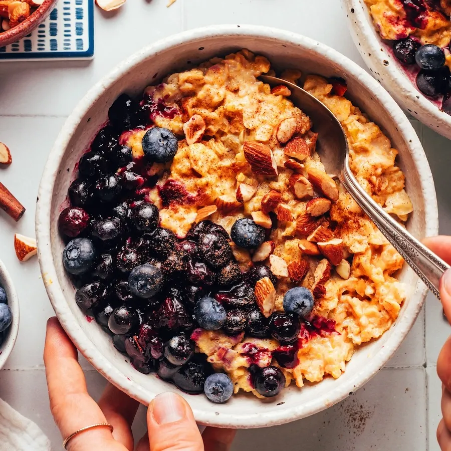 Creamy Pumpkin Oats with Blueberries and Toasted Almonds