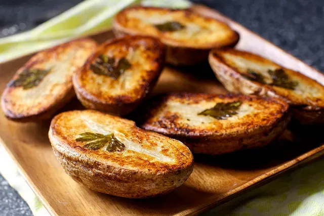 parsley leaf potatoes