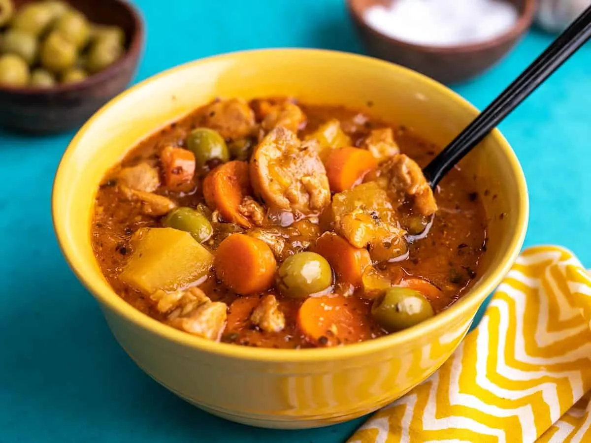 Pollo Guisado (Puerto Rican Chicken Stew)