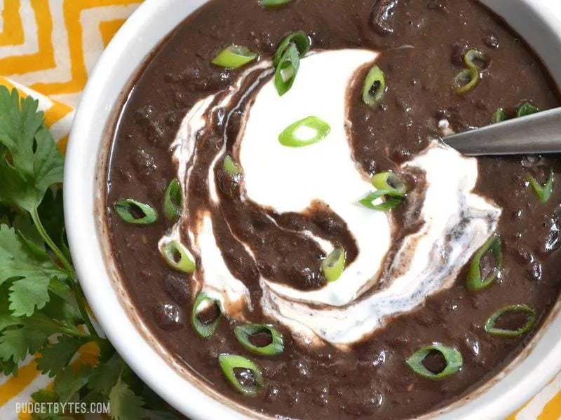Slow Cooker Black Bean Soup