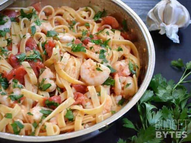 Spicy Shrimp Tomato Pasta
