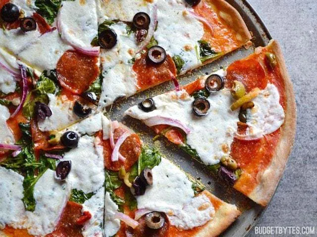 Thin and Crispy Pizza Crust