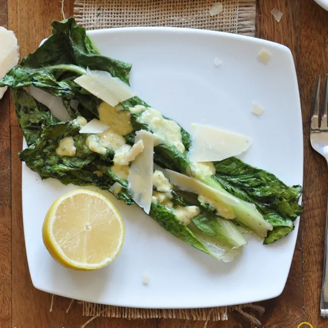 Broiled Romaine Salad with Rosemary Caesar Dressing