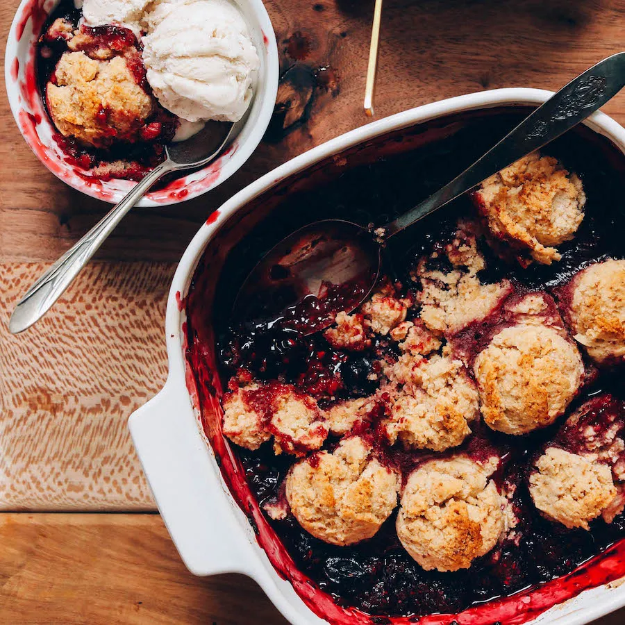 Easy Gluten-Free Berry Cobbler (Vegan)