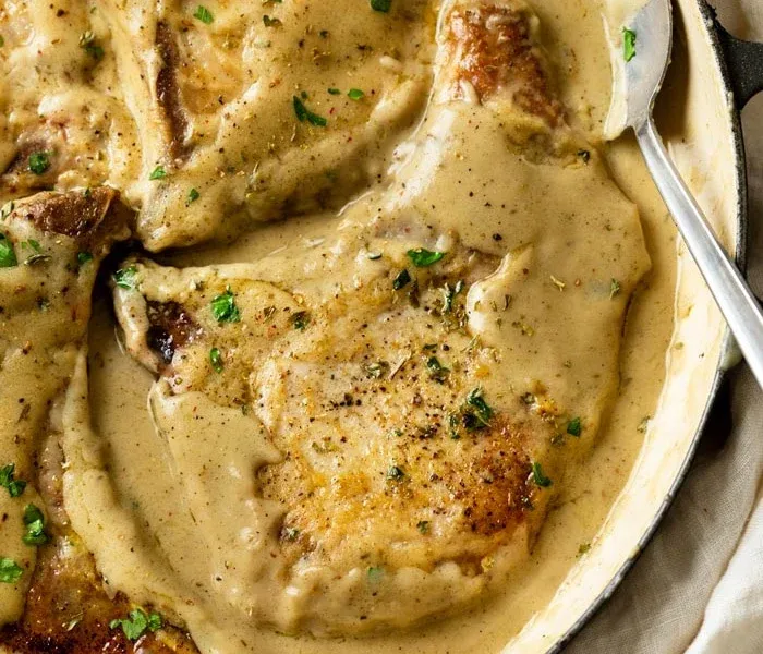 Pork Chops in Gravy