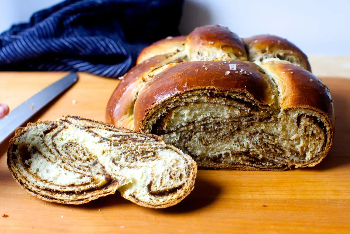 fig, olive oil, and sea salt challah