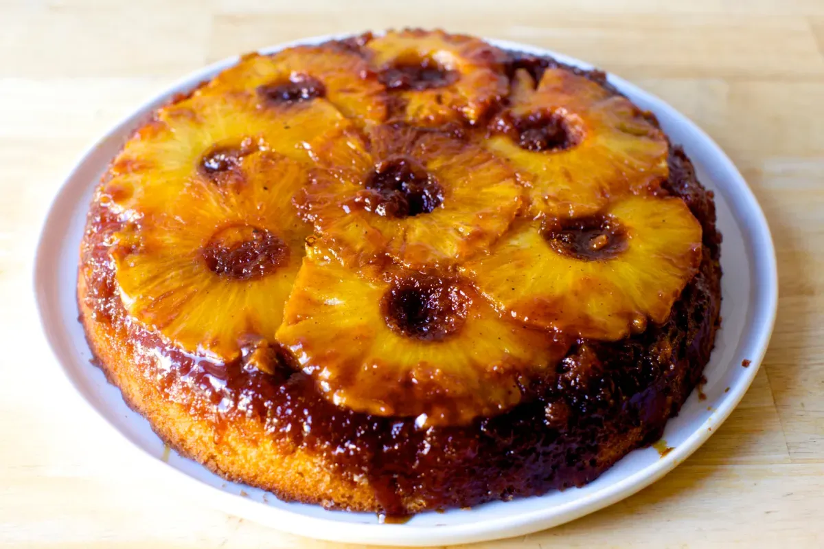 pineapple upside-down cake