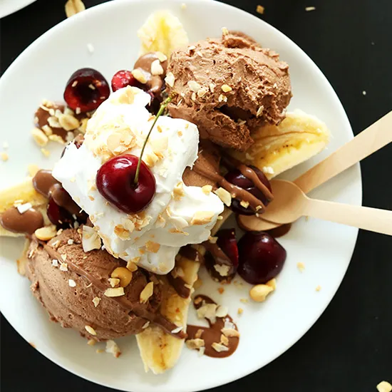 Vegan Banana Splits
