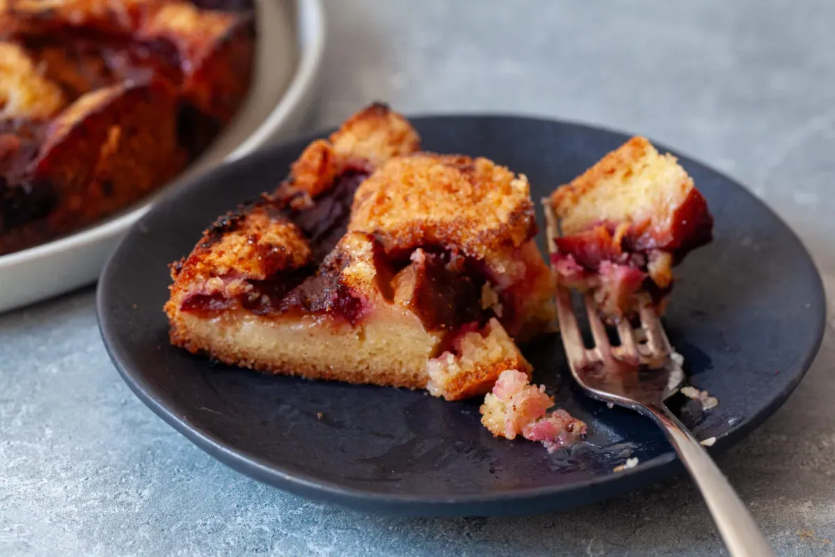 purple plum torte