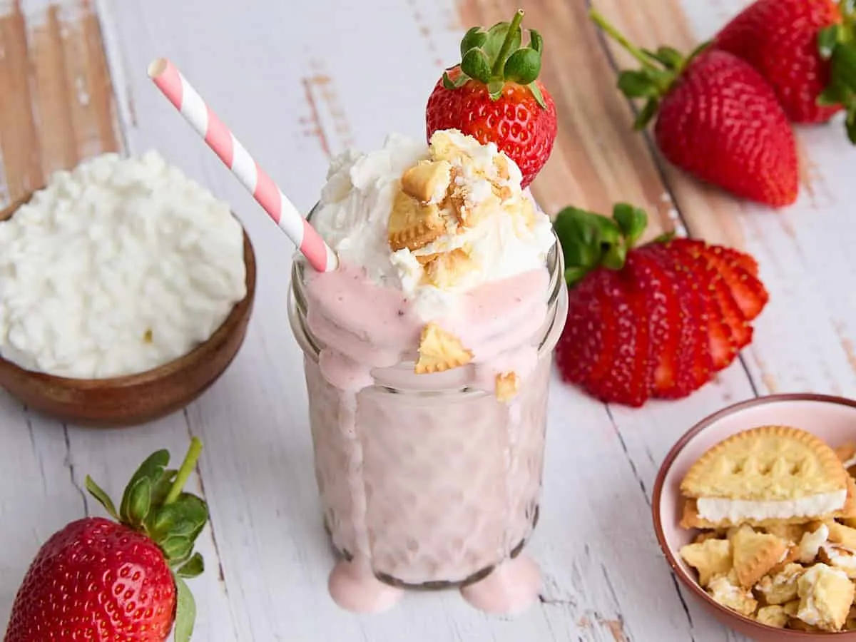 Strawberry Cheesecake Smoothie Recipe