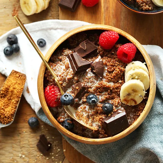Dark Chocolate Quinoa Breakfast Bowl
