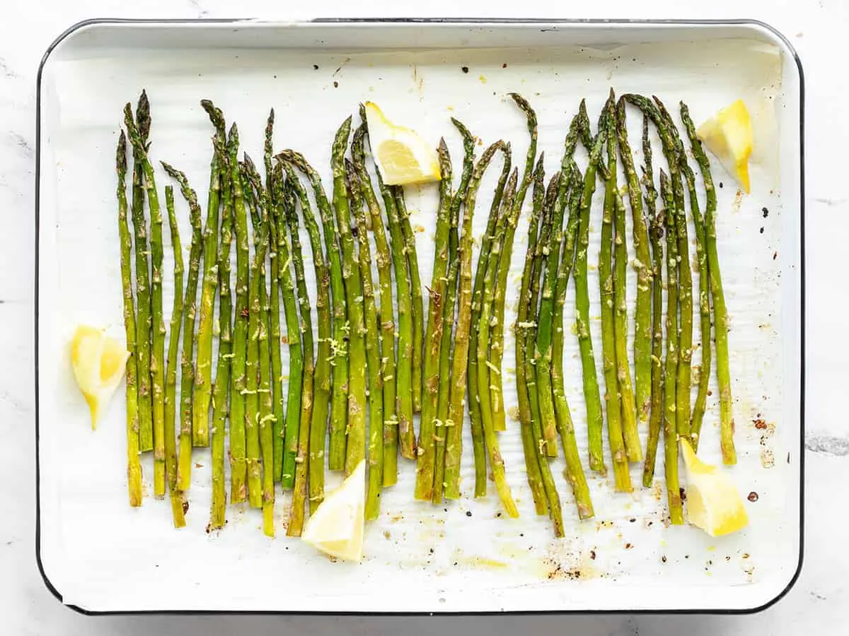 Lemon Garlic Roasted Asparagus