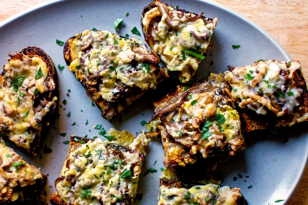 mushroom tartines