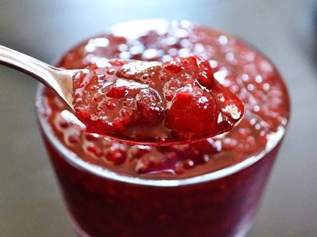 Jalapeño Cran-Raspberry Sauce