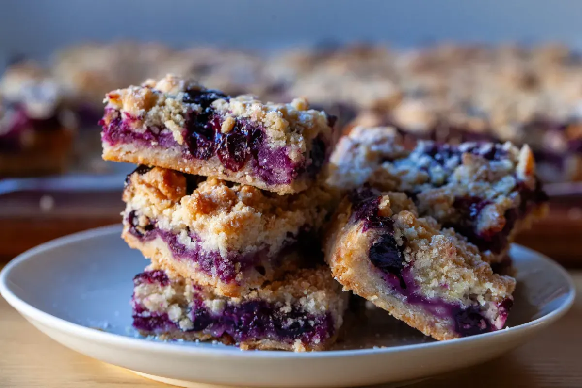 blueberry crumb bars