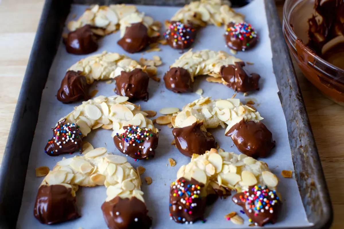 almond horn cookies