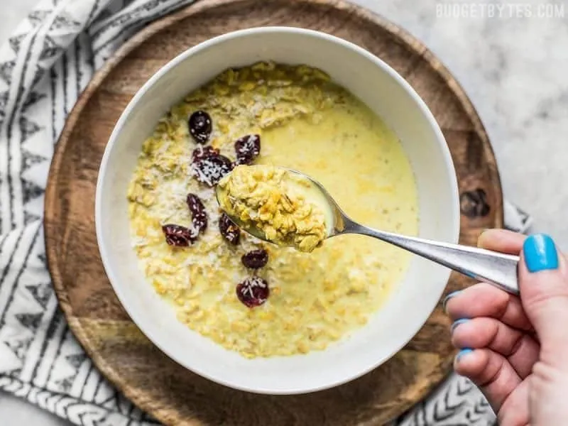 Golden Milk Overnight Oats