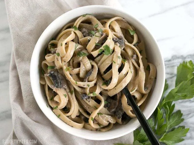 Creamy Mushroom Herb Pasta