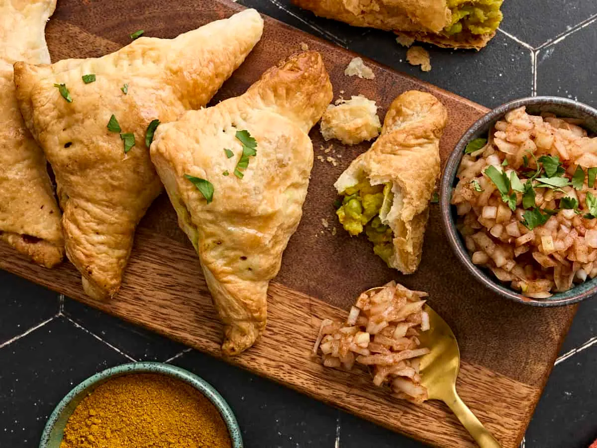 Easy Puff Pastry Samosas