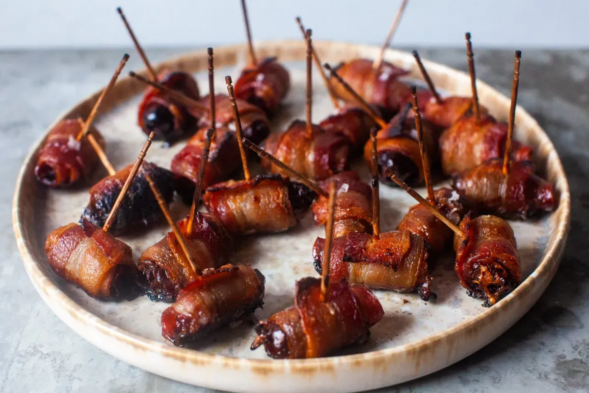 cider-glazed bacon-wrapped dates