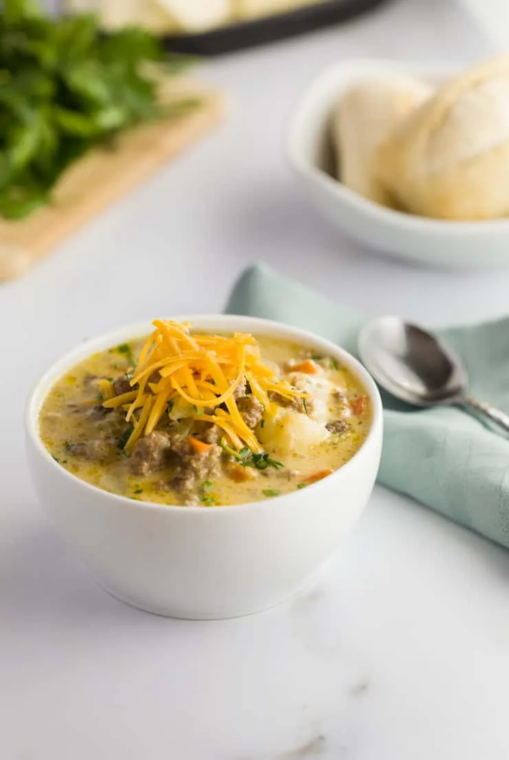 Slow Cooker Cheeseburger Soup