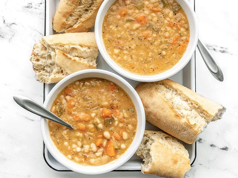 Slow Cooker White Bean Soup