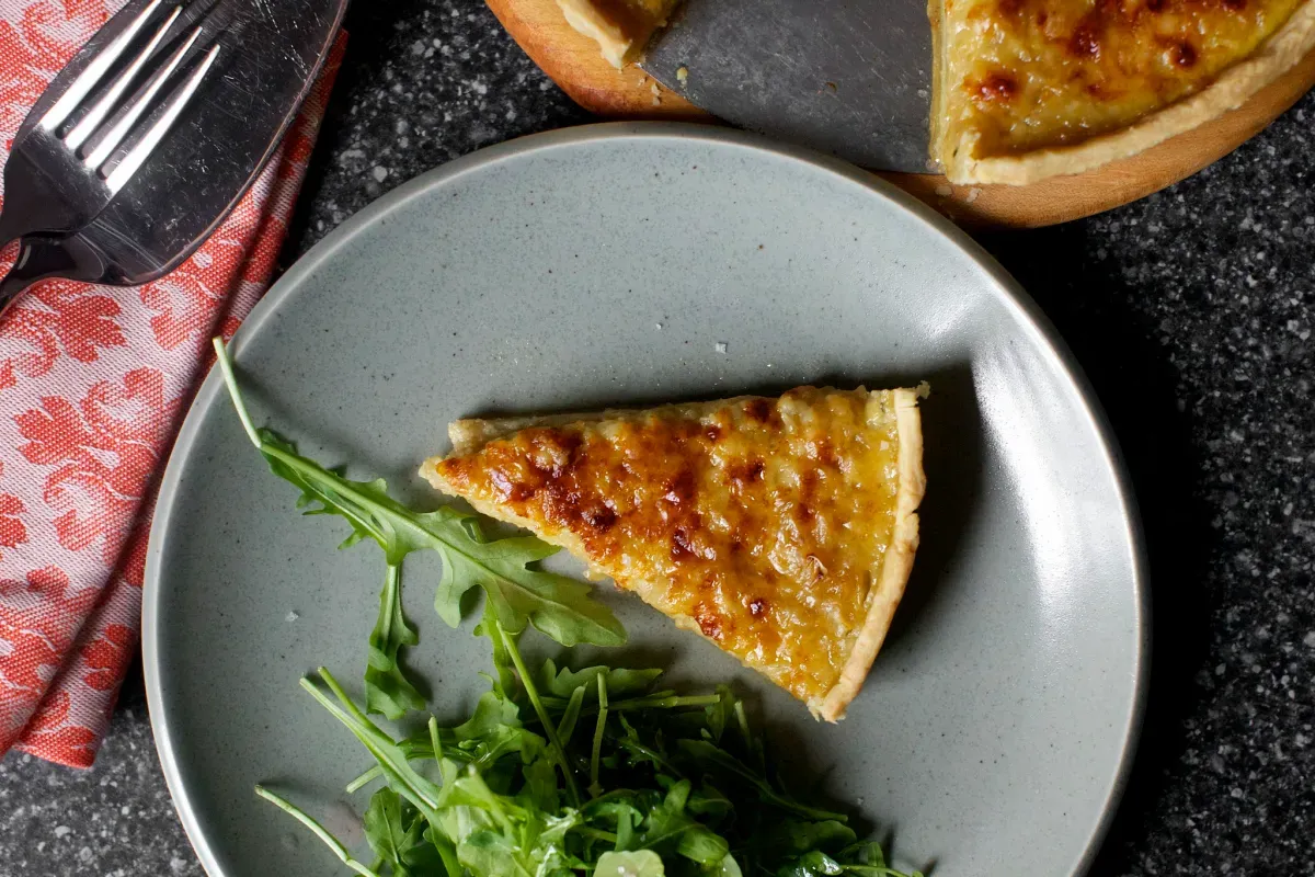 french onion tart