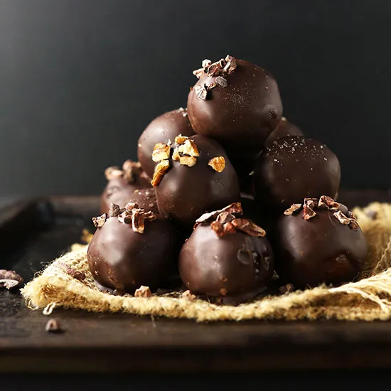 Easy Vegan Truffles