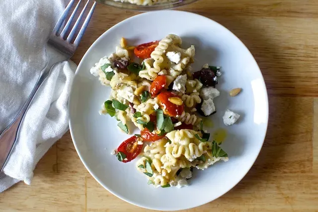 pasta salad with roasted tomatoes