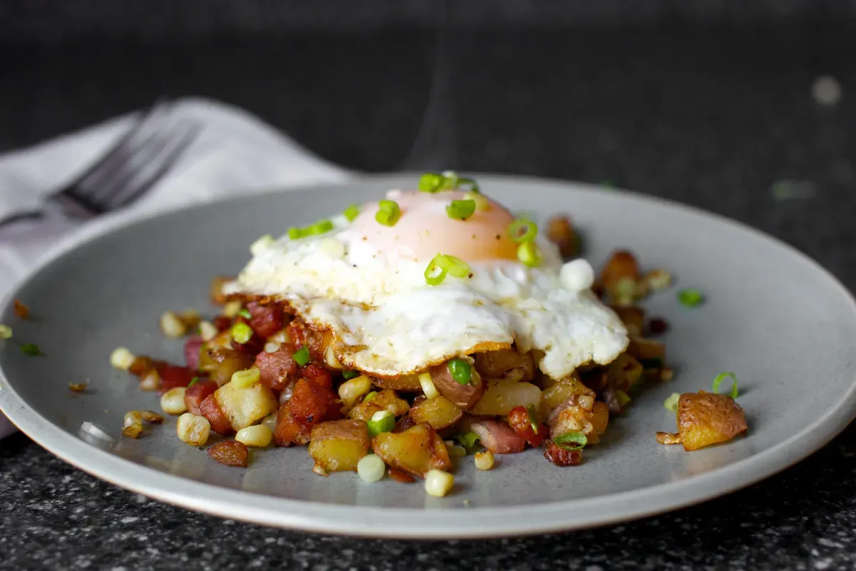 bacon corn hash